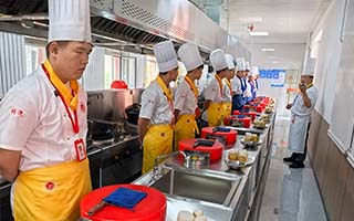 校企合作定向班