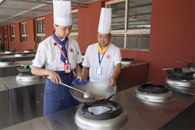 初中生可以学烹饪吗？学