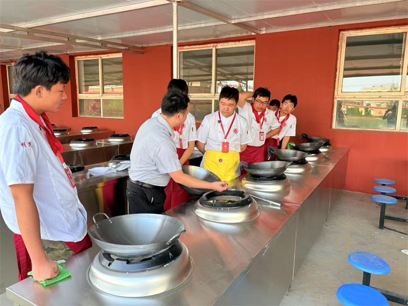 怎样挑选一家好的厨师学 怎样挑选一家好的厨师学